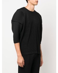 schwarzes T-Shirt mit einem Rundhalsausschnitt von Homme Plissé Issey Miyake