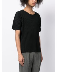 schwarzes T-Shirt mit einem Rundhalsausschnitt von Issey Miyake