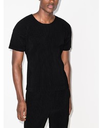 schwarzes T-Shirt mit einem Rundhalsausschnitt von Issey Miyake