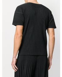 schwarzes T-Shirt mit einem Rundhalsausschnitt von Homme Plissé Issey Miyake