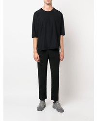 schwarzes T-Shirt mit einem Rundhalsausschnitt von Homme Plissé Issey Miyake