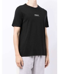 schwarzes T-Shirt mit einem Rundhalsausschnitt von Armani Exchange