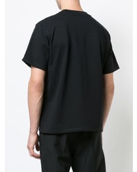 schwarzes T-Shirt mit einem Rundhalsausschnitt von Second/Layer