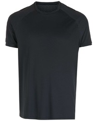 schwarzes T-Shirt mit einem Rundhalsausschnitt von Track & Field