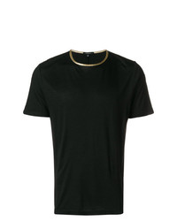 schwarzes T-Shirt mit einem Rundhalsausschnitt von Unconditional