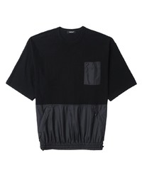 schwarzes T-Shirt mit einem Rundhalsausschnitt von Undercover