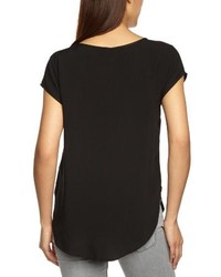 schwarzes T-Shirt mit einem Rundhalsausschnitt von Vero Moda