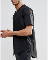 schwarzes T-Shirt mit einem V-Ausschnitt von Asos