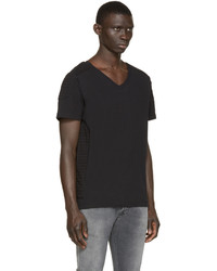 schwarzes T-Shirt mit einem V-Ausschnitt von Pierre Balmain