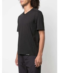 schwarzes T-Shirt mit einem V-Ausschnitt von 3.1 Phillip Lim