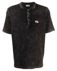 schwarzes T-shirt mit einer Knopfleiste von Diesel