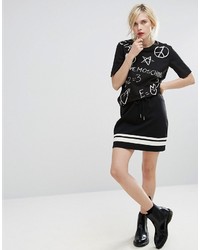 schwarzes T-shirt von Love Moschino