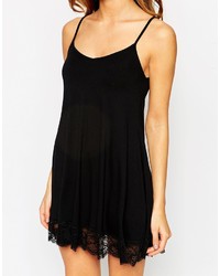 schwarzes Trägerkleid von Asos