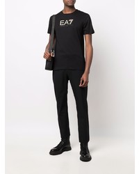 schwarzes und goldenes bedrucktes T-Shirt mit einem Rundhalsausschnitt von Ea7 Emporio Armani