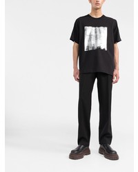 schwarzes und silbernes bedrucktes T-Shirt mit einem Rundhalsausschnitt von Helmut Lang