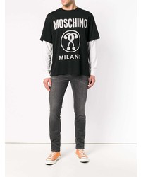 schwarzes und weißes bedrucktes Langarmshirt von Moschino