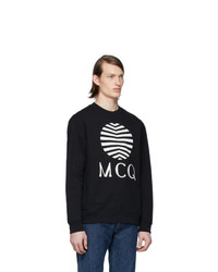 schwarzes und weißes bedrucktes Sweatshirt von McQ Alexander McQueen