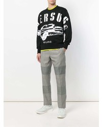 schwarzes und weißes bedrucktes Sweatshirt von Versus