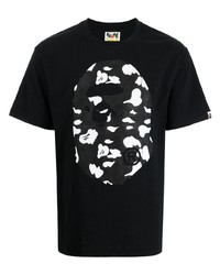 schwarzes und weißes bedrucktes T-Shirt mit einem Rundhalsausschnitt von A Bathing Ape