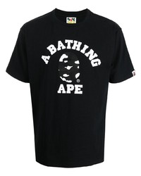 schwarzes und weißes bedrucktes T-Shirt mit einem Rundhalsausschnitt von A Bathing Ape