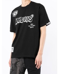 schwarzes und weißes bedrucktes T-Shirt mit einem Rundhalsausschnitt von AAPE BY A BATHING APE