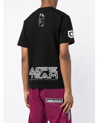 schwarzes und weißes bedrucktes T-Shirt mit einem Rundhalsausschnitt von AAPE BY A BATHING APE