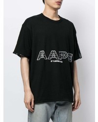 schwarzes und weißes bedrucktes T-Shirt mit einem Rundhalsausschnitt von AAPE BY A BATHING APE