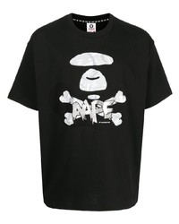 schwarzes und weißes bedrucktes T-Shirt mit einem Rundhalsausschnitt von AAPE BY A BATHING APE