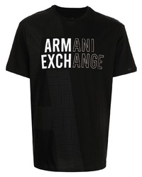 schwarzes und weißes bedrucktes T-Shirt mit einem Rundhalsausschnitt von Armani Exchange