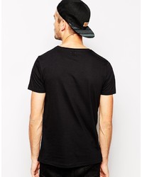 schwarzes und weißes bedrucktes T-Shirt mit einem Rundhalsausschnitt von Asos