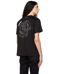 schwarzes und weißes bedrucktes T-Shirt mit einem Rundhalsausschnitt von Johnlawrencesullivan