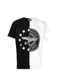 schwarzes und weißes bedrucktes T-Shirt mit einem Rundhalsausschnitt von Boy London