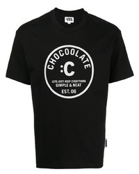 schwarzes und weißes bedrucktes T-Shirt mit einem Rundhalsausschnitt von Chocoolate