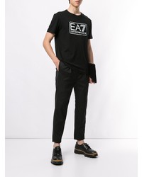 schwarzes und weißes bedrucktes T-Shirt mit einem Rundhalsausschnitt von Ea7 Emporio Armani