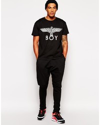 schwarzes und weißes bedrucktes T-Shirt mit einem Rundhalsausschnitt von Boy London