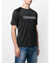 schwarzes und weißes bedrucktes T-Shirt mit einem Rundhalsausschnitt von CK Calvin Klein