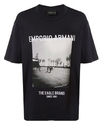 schwarzes und weißes bedrucktes T-Shirt mit einem Rundhalsausschnitt von Emporio Armani