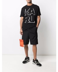 schwarzes und weißes bedrucktes T-Shirt mit einem Rundhalsausschnitt von Karl Lagerfeld