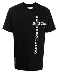 schwarzes und weißes bedrucktes T-Shirt mit einem Rundhalsausschnitt von Izzue