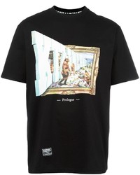 schwarzes und weißes bedrucktes T-Shirt mit einem Rundhalsausschnitt von Kokon To Zai
