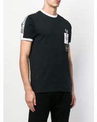 schwarzes und weißes bedrucktes T-Shirt mit einem Rundhalsausschnitt von Fred Perry X Art Comes First