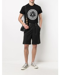 schwarzes und weißes bedrucktes T-Shirt mit einem Rundhalsausschnitt von VERSACE JEANS COUTURE