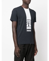 schwarzes und weißes bedrucktes T-Shirt mit einem Rundhalsausschnitt von Stone Island