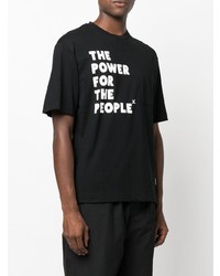 schwarzes und weißes bedrucktes T-Shirt mit einem Rundhalsausschnitt von The Power for the People