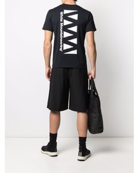 schwarzes und weißes bedrucktes T-Shirt mit einem Rundhalsausschnitt von White Mountaineering