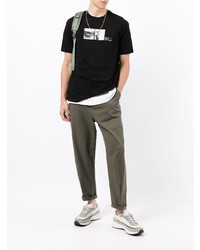 schwarzes und weißes bedrucktes T-Shirt mit einem Rundhalsausschnitt von Armani Exchange