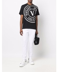 schwarzes und weißes bedrucktes T-Shirt mit einem Rundhalsausschnitt von VERSACE JEANS COUTURE