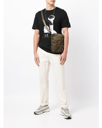 schwarzes und weißes bedrucktes T-Shirt mit einem Rundhalsausschnitt von Armani Exchange