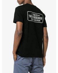 schwarzes und weißes bedrucktes T-Shirt mit einem Rundhalsausschnitt von Neighborhood