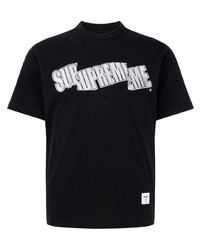 schwarzes und weißes bedrucktes T-Shirt mit einem Rundhalsausschnitt von Supreme